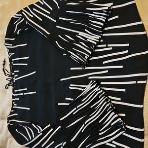 Ann Taylor Black and White Patterned Top